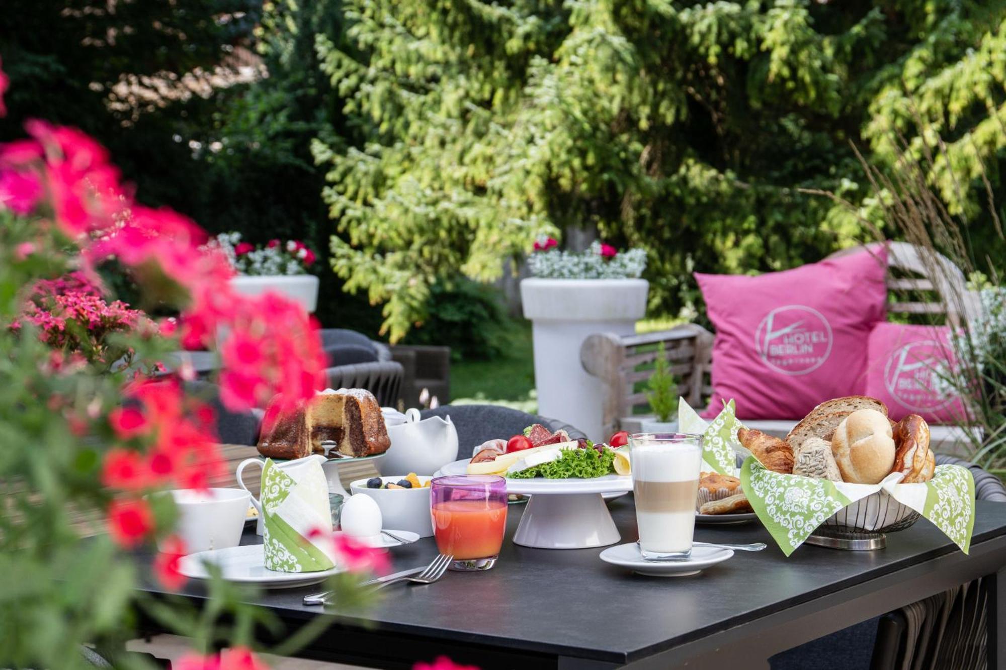 Hotel Berlin Tegernsee Rottach-Egern Bagian luar foto